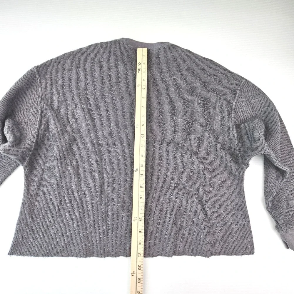 Nike Yoga Kentucky Wildcats Sweatshirt Gray Textured Raw Hem Crop M UK Logo